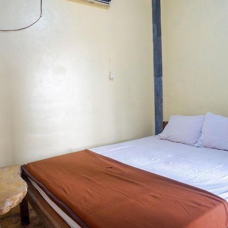Hotel Kampoeng Drini Redpartner Brono Esterno foto