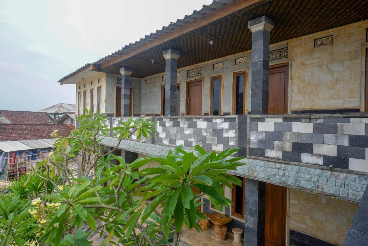 Hotel Kampoeng Drini Redpartner Brono Esterno foto
