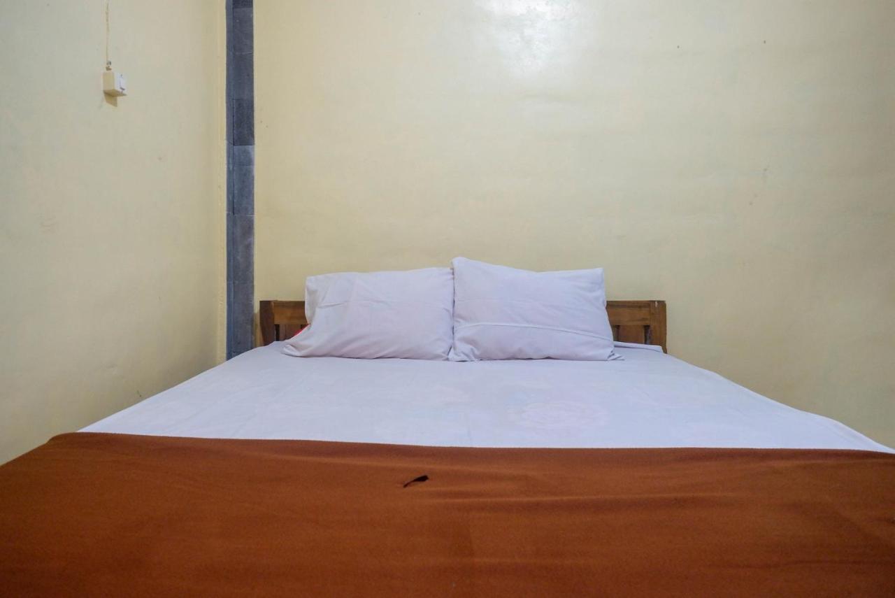 Hotel Kampoeng Drini Redpartner Brono Esterno foto